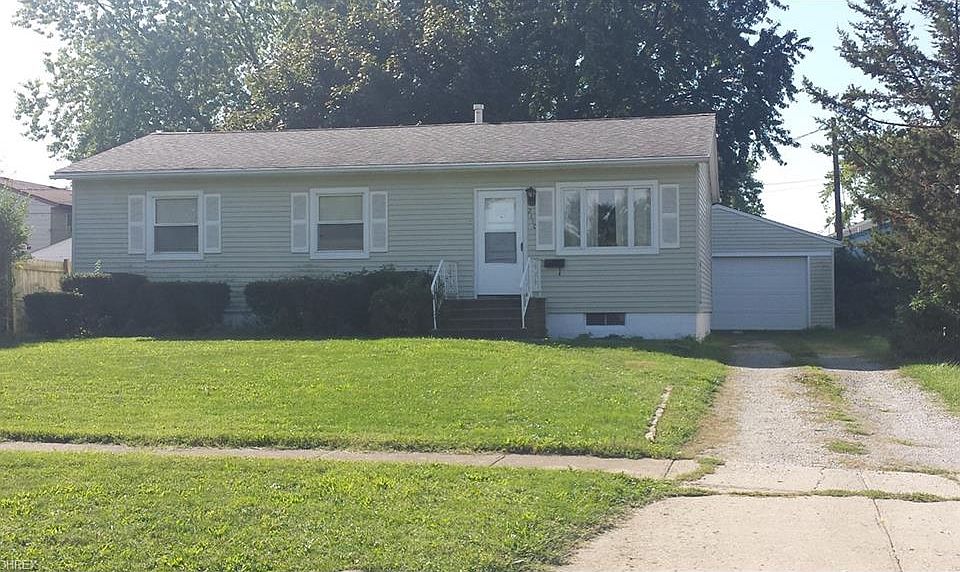 1st image of 2110 Larkmoor St