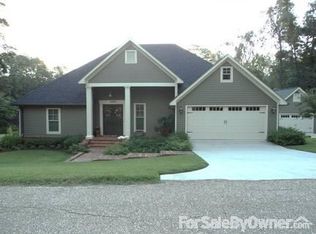 2806 Lakeshore Dr, Ruston, LA 71270