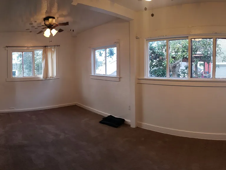 2419 J St #1-4 — Photo 8