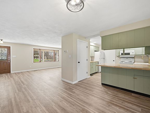 5th image of 5634 N Quail Ln
