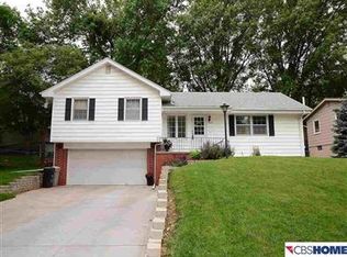 3512 Terrace Dr, Omaha, NE 68134