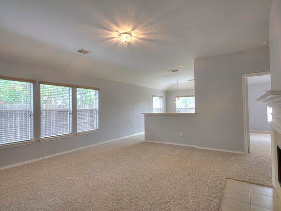 5th image of 2915 Indigo Dr