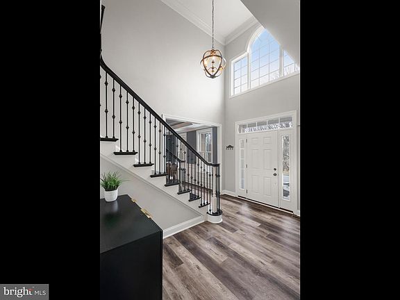 5th image of 806 Shadebrush Rdg