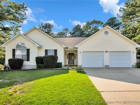 111 Elderberry Ct, Raeford, NC 28376