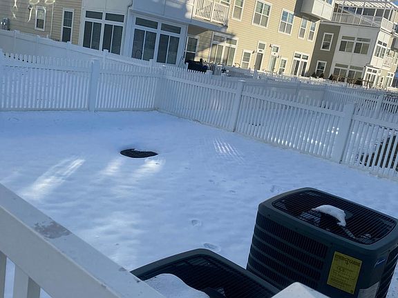 5th image of 178 Sea Grass Ln