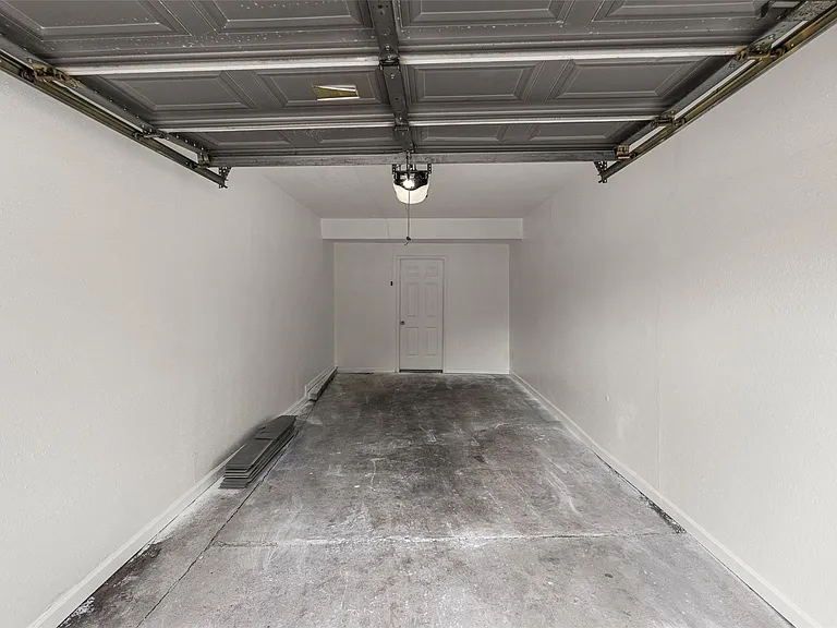 9005 Gabriel St — Photo 20