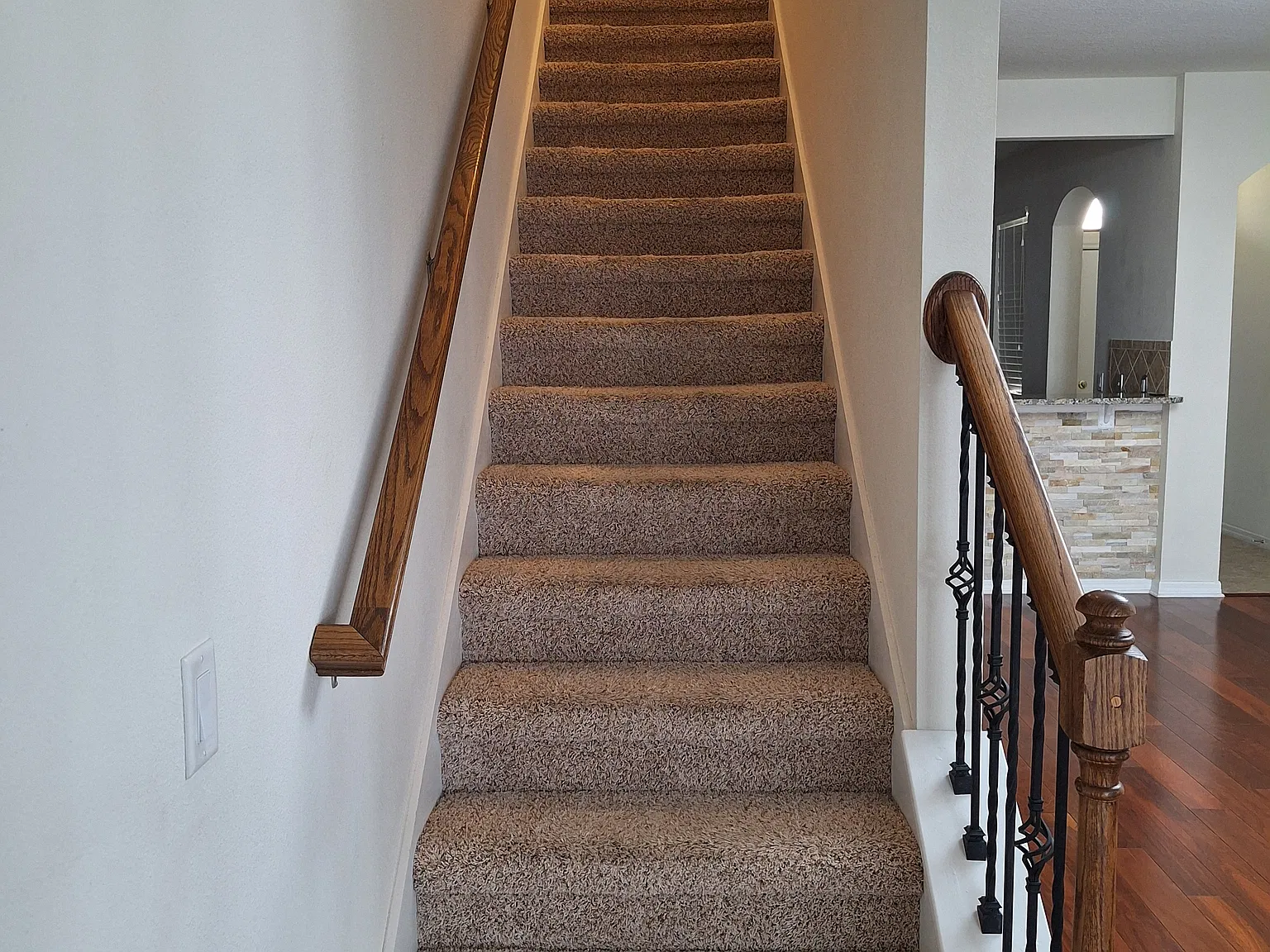 3 bed, 2.5 bath, 1698 sqft, $3,400 — Photo 4