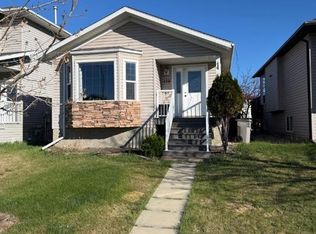 178 S Pinnacle Dr, Grande Prairie, AB T8W2Z3