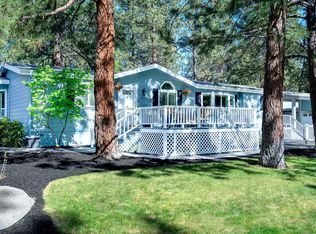 61015 Springcrest Dr, Bend, OR 97702