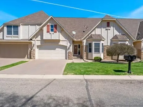 206 Stonebridge Ln, Mendota Heights, MN 55118