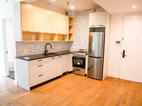 323 E 19th St, Brooklyn, NY
