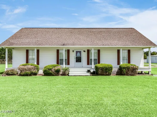 1203 Huval Rd, Breaux Bridge, LA 70517