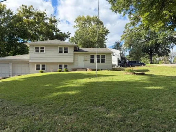 5000 N Kensington Ave, Kansas City, MO 64119