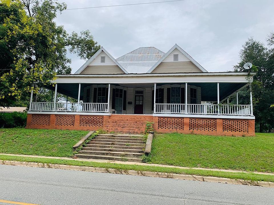 1st image of 415 Church St