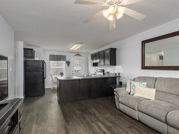 4th image of 520 Lakes Of Dogwood Blvd