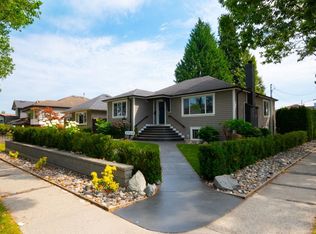 3904 Triumph St, Burnaby, BC V5C 1Y8