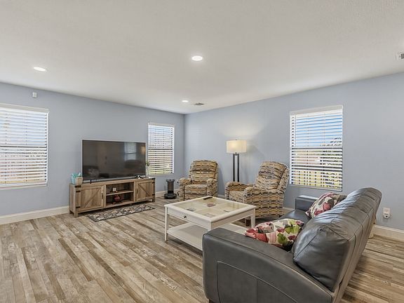 4th image of 619 Rs County Rd #3350