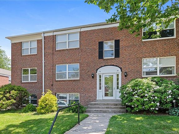 3rd image of 42 Arnold Way #42B