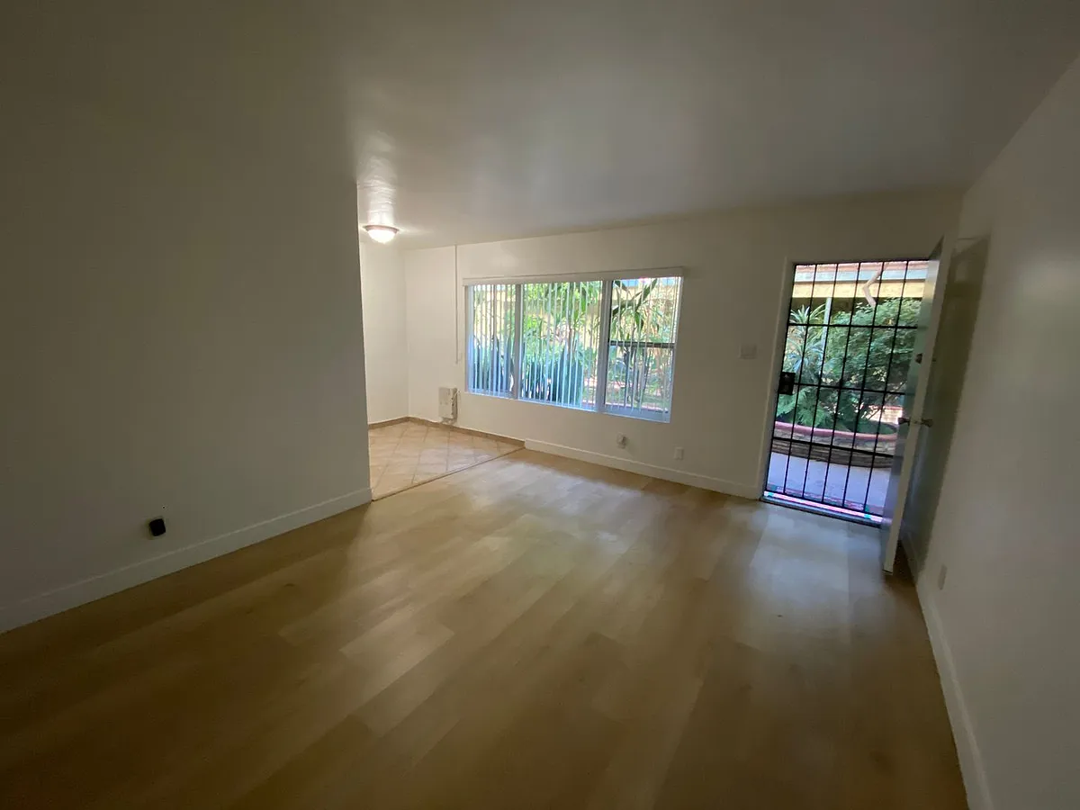 Building Photo - 1518-40 E Artesia Blvd