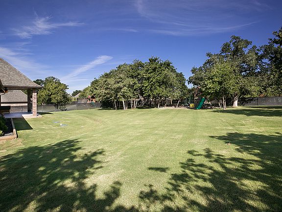 4th image of 2656 Sedonia Ct