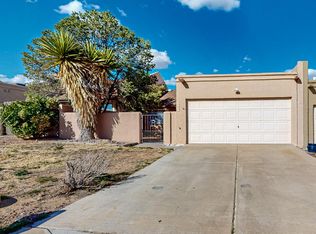 4623 Fairfax Dr NW, Albuquerque, NM 87114