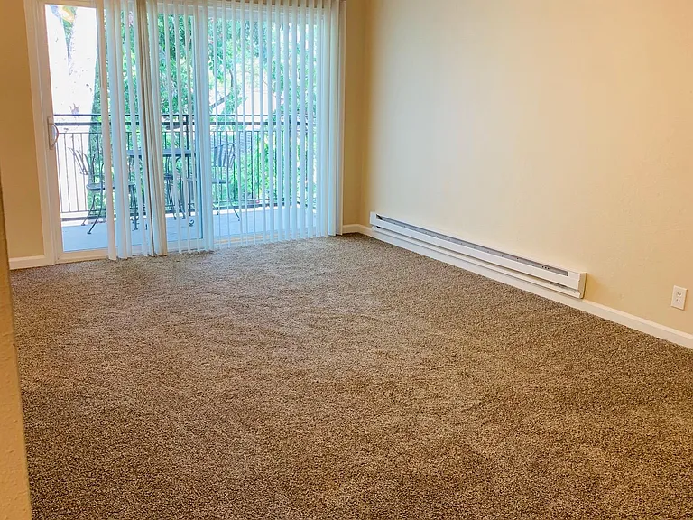 Pamela Drive Apartments — Photo 14
