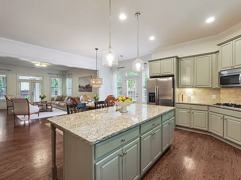 715 Saybeck Way — Photo 9
