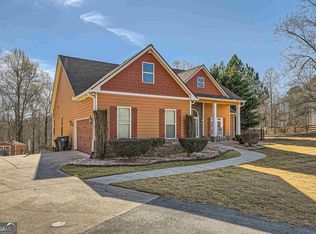 8671 High Point Rd, Douglasville, GA 30134