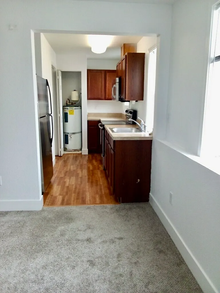 Sunrise Suites Auburn - 305 — Photo 1