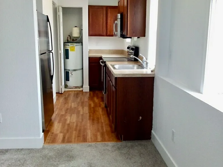 122 W Main St #305 — Photo 1