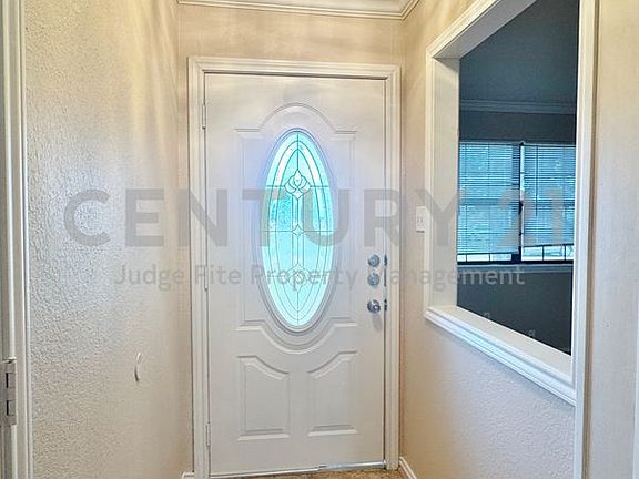 2nd image of 304 Boot Ranch Rd