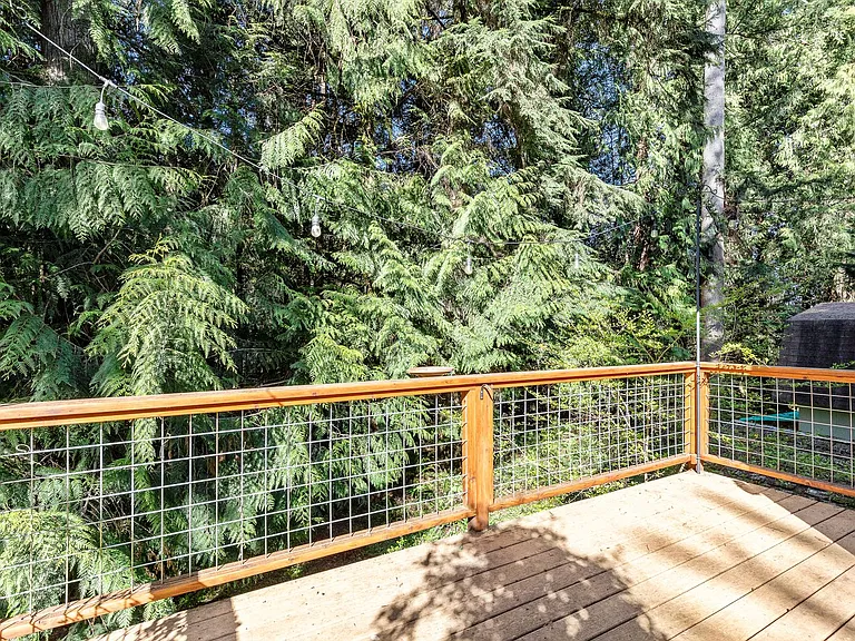 22030 E Lost Lake Rd — Photo 19