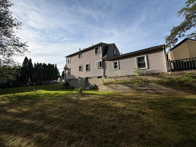 38 Stanley Pl — Photo 21