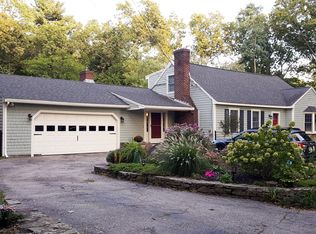 19 Dunstan Rd, Chelmsford, MA 01824