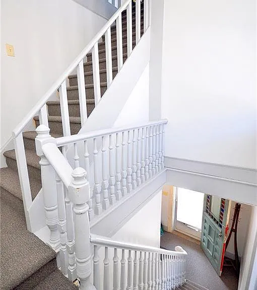 387 South St — Photo 3