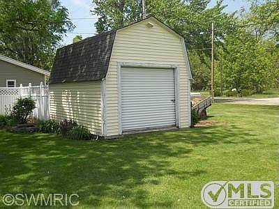 4th image of 581 W Chadwick Dr