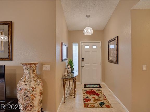 5th image of 1429 Lucia Dr