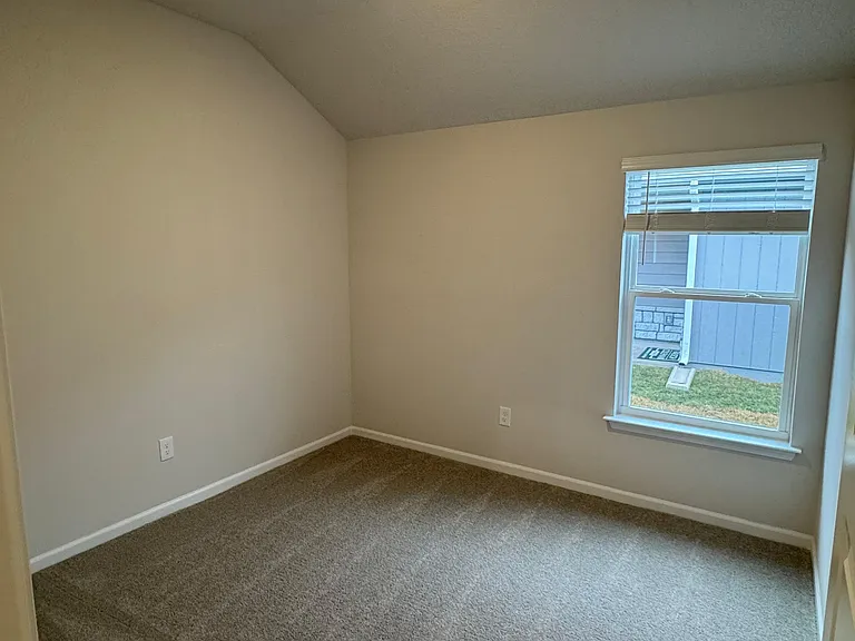893 N Buckeye St — Photo 11