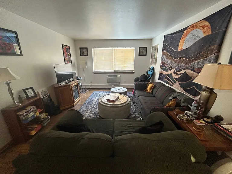 1216 Memorial Dr — Photo 14