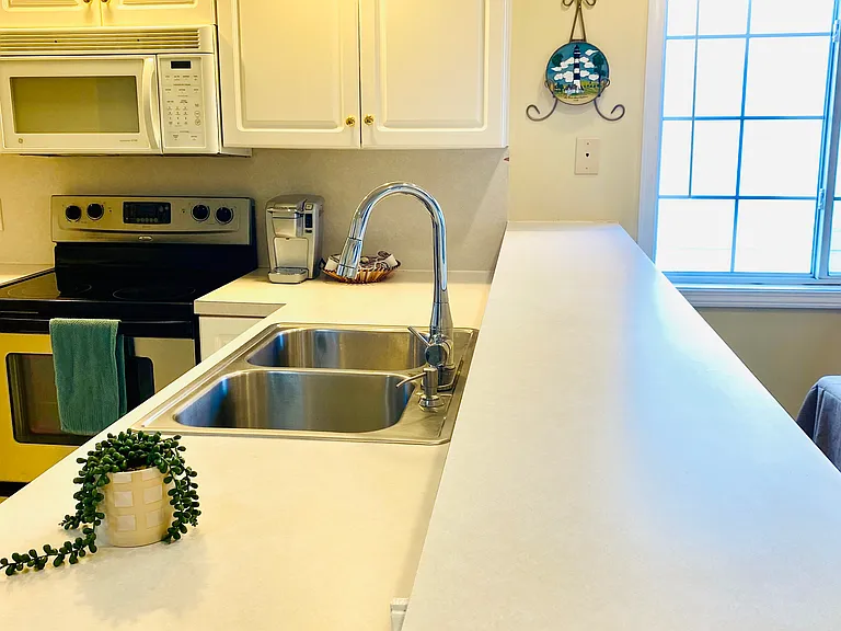 4405 Eastport Blvd #D4 — Photo 12