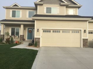 712 NW Seasons Dr, Ankeny, IA 50023