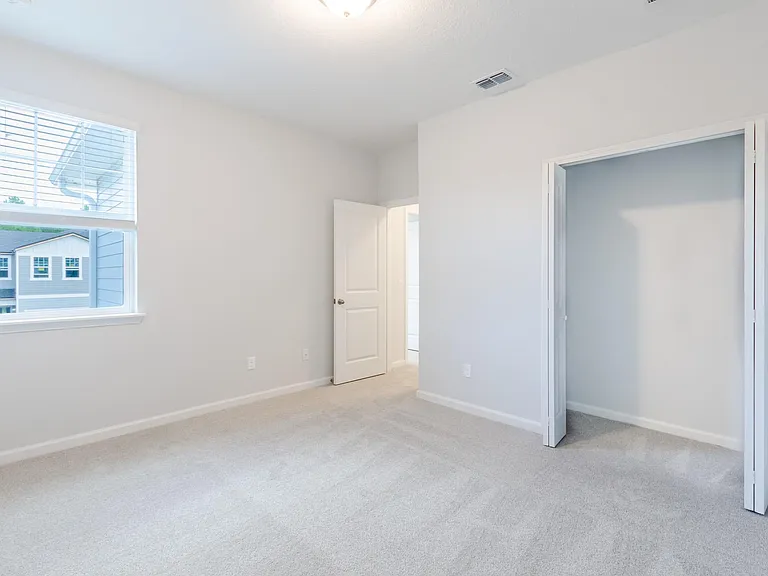 228 Charlie Way — Photo 34