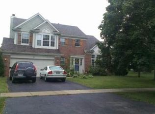 3 Pennsbury Ct, Bolingbrook, IL 60440