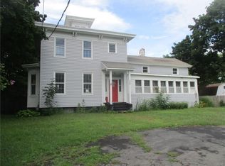 323 E Molloy Rd, Syracuse, NY 13211