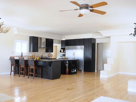 Open concept-kitchen