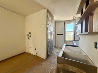 147 New York Ave APT 3L, Jersey City, NJ 07307