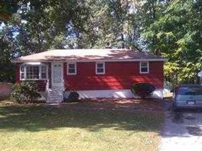2nd image of 237 Beaconsfield Rd