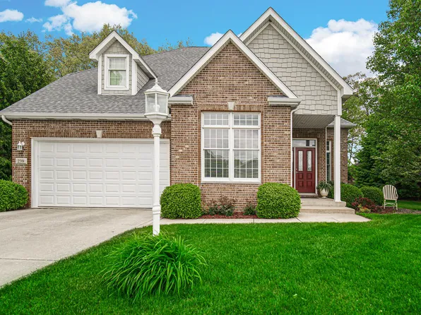 239 Edgewood Dr, Valparaiso, IN 46385