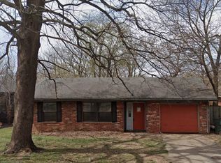 2729 N Sierra Ave, Fayetteville, AR 72703