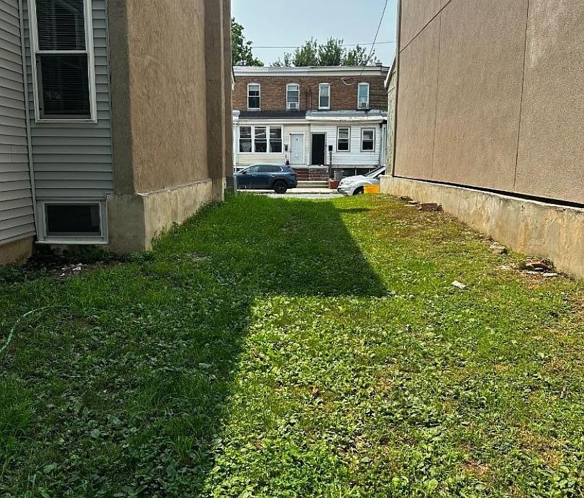 1st image of 22 Adella Ave